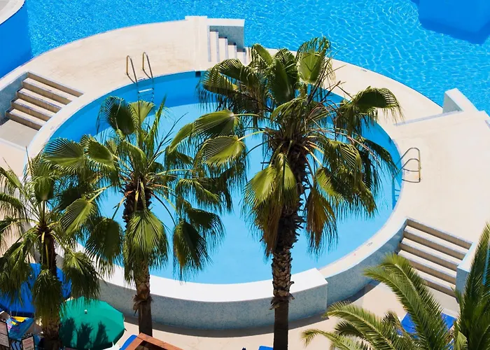 Fantasia Deluxe Hotel